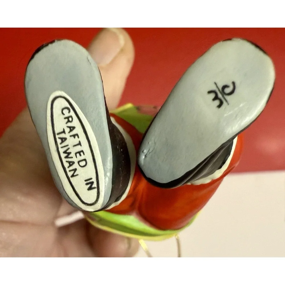 Danbury Mint TAHITI‎ Santa Around The World Christmas Ornament
